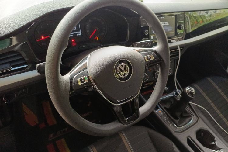 Used Volkswagen Lavida 2019 1.5L Manual Comfort Edition China VI Standard Steering Wheel