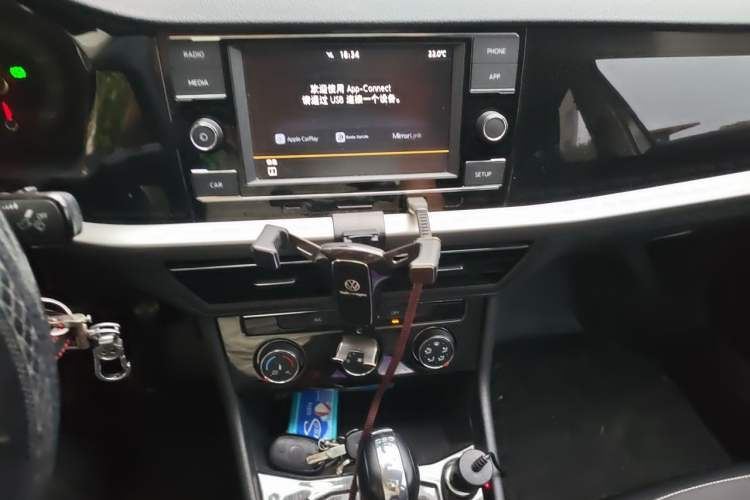 Used Volkswagen Lavida 2019 280TSI DSG Comfort Edition China VI standard Audio And AC Panel