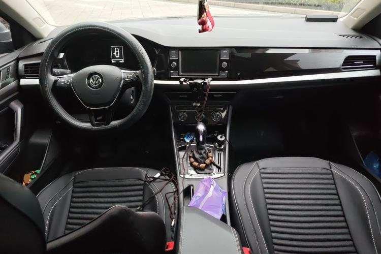 Used Volkswagen Lavida 2019 280TSI DSG Comfort Edition China VI standard Center Console