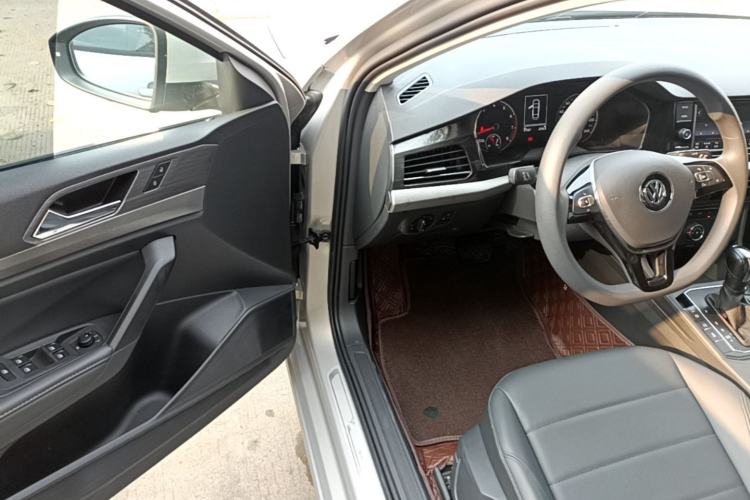 Used Volkswagen Lavida 2019 1.5L Automatic Comfort Edition China VI Standard Driver Seat