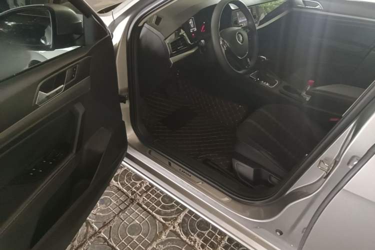 Used Volkswagen Lavida 2019 280TSI DSG Comfort Edition China VI standard Driver Seat