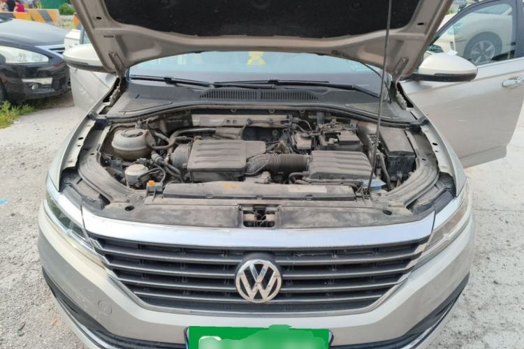Used Volkswagen Lavida 2019 1.5L Automatic Vision Edition China VI Standard Engine Bay