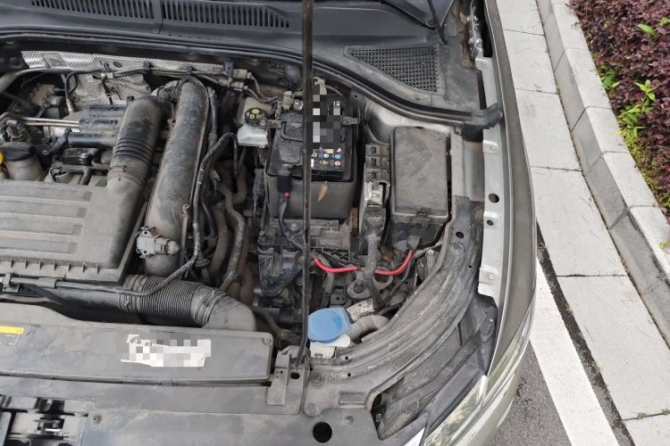Used Volkswagen Lavida 2019 280TSI DSG Comfort Edition China VI standard Engine Bay Left