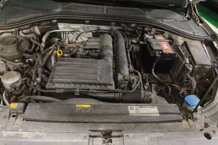 Used Volkswagen Lavida 2019 280TSI DSG Comfort Edition China VI standard Engine Bay