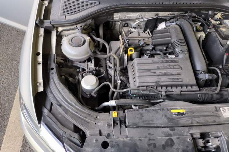 Used Volkswagen Lavida 2019 280TSI DSG Comfort Edition China VI standard Engine Bay Right