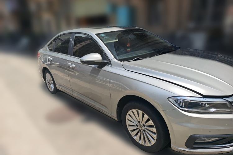 Used Volkswagen Lavida 2019 280TSI DSG Comfort Edition China VI standard Front Right 45 Deg
