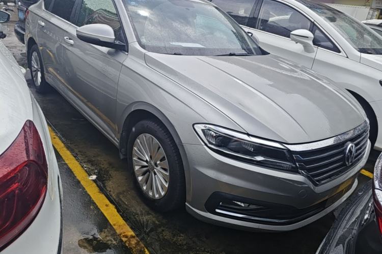 Used Volkswagen Lavida 2019 280TSI DSG Comfort Edition China VI standard Front Right 45 Deg