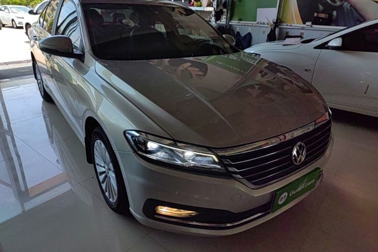 Used Volkswagen Lavida 2019 1.5L Automatic Comfort Edition China VI Standard Front Right 45 Deg