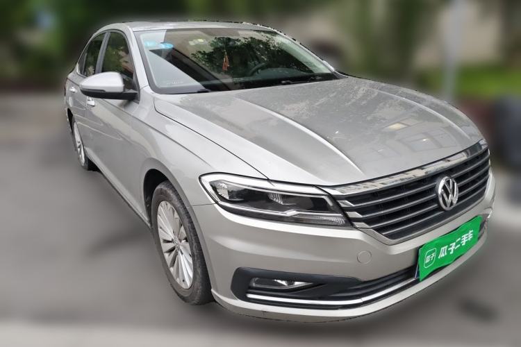 Used Volkswagen Lavida 2019 280TSI DSG Comfort Edition China VI standard Front Right 45 Deg