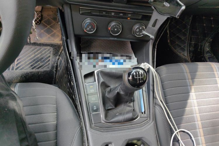 Used Volkswagen Lavida 2019 1.5L Manual Comfort Edition China VI Standard Gear Lever