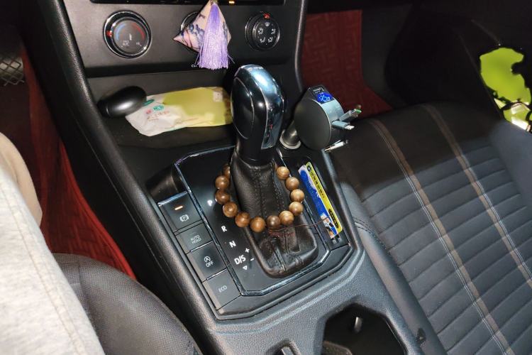Used Volkswagen Lavida 2019 280TSI DSG Comfort Edition China VI standard Gear Lever