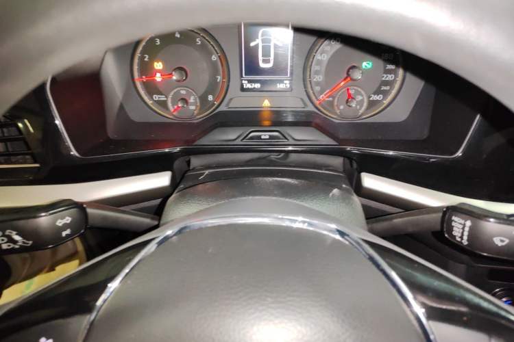 Used Volkswagen Lavida 2019 1.5L Automatic Comfort Edition China VI Standard Instrument Cluster