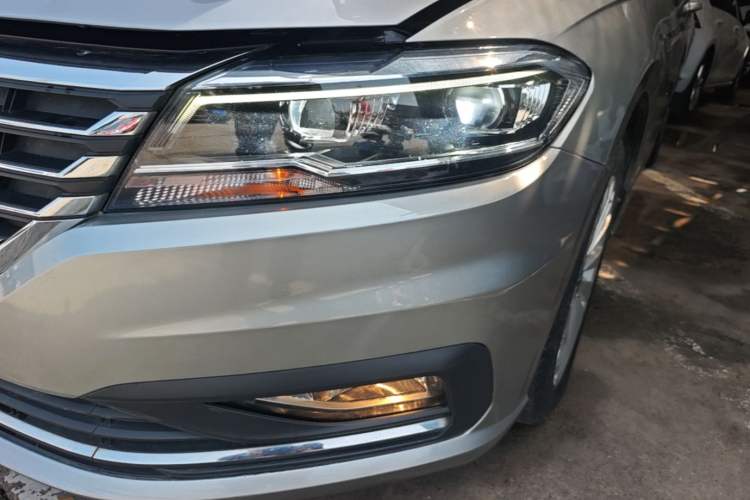 Used Volkswagen Lavida 2019 1.5L Automatic Comfort Edition China VI Standard Left Front Headlight