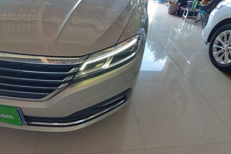 Used Volkswagen Lavida 2019 1.5L Automatic Comfort Edition China VI Standard Left Front Headlight