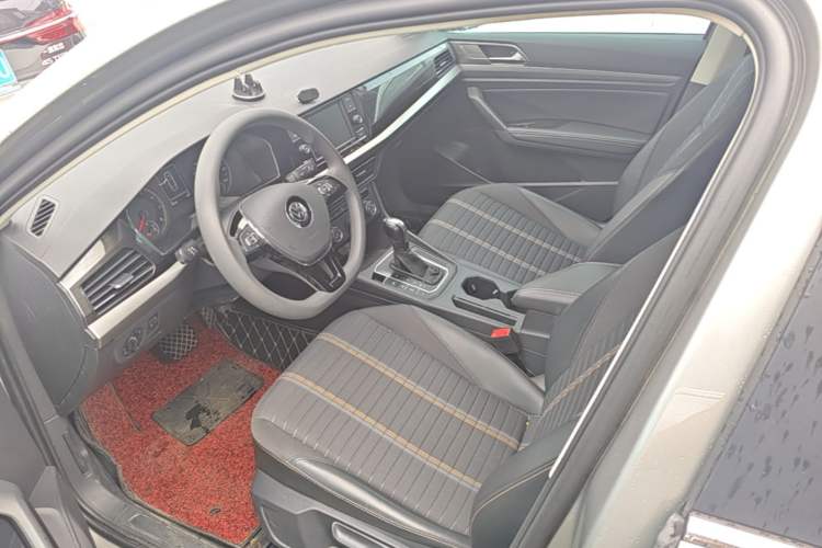 Used Volkswagen Lavida 2019 280TSI DSG Comfort Edition China VI standard Left Front Seat