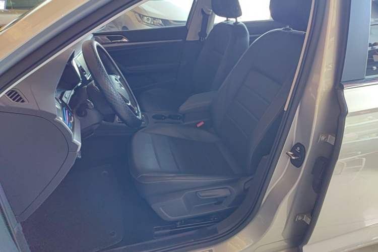 Used Volkswagen Lavida 2019 1.5L Automatic Comfort Edition China VI Standard Left Front Seat