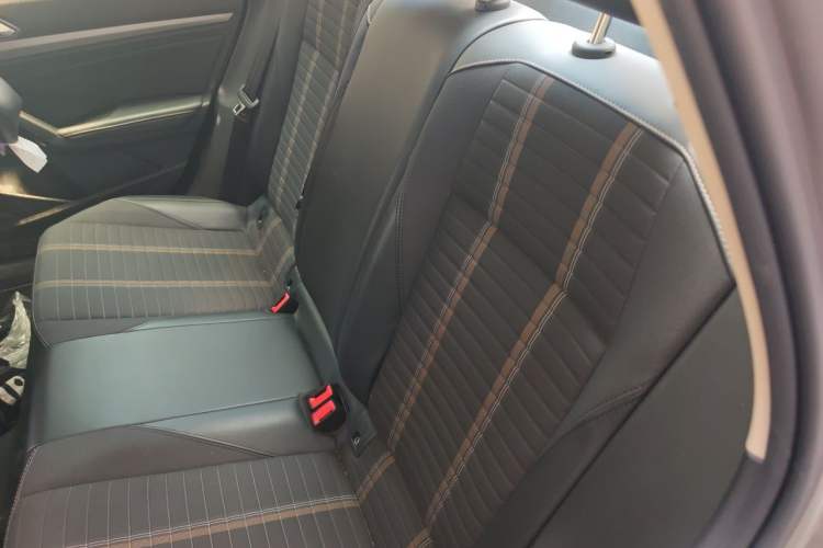 Used Volkswagen Lavida 2019 280TSI DSG Comfort Edition China VI standard Left Rear Seat