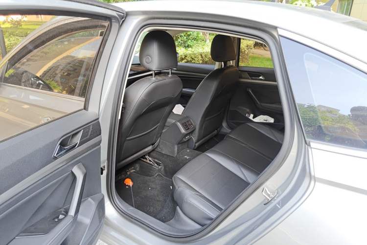 Used Volkswagen Lavida 2019 1.5L Automatic Comfort Edition China VI Standard Left Rear Seat