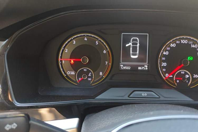Used Volkswagen Lavida 2019 280TSI DSG Comfort Edition China VI standard Odometer Close Up