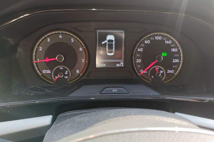 Used Volkswagen Lavida 2019 1.5L Automatic Comfort Edition China VI Standard Odometer Close Up