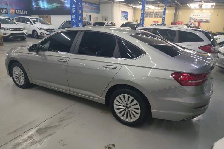 Used Volkswagen Lavida 2019 1.5L Automatic Comfort Edition China VI Standard Rear Left 45 Deg