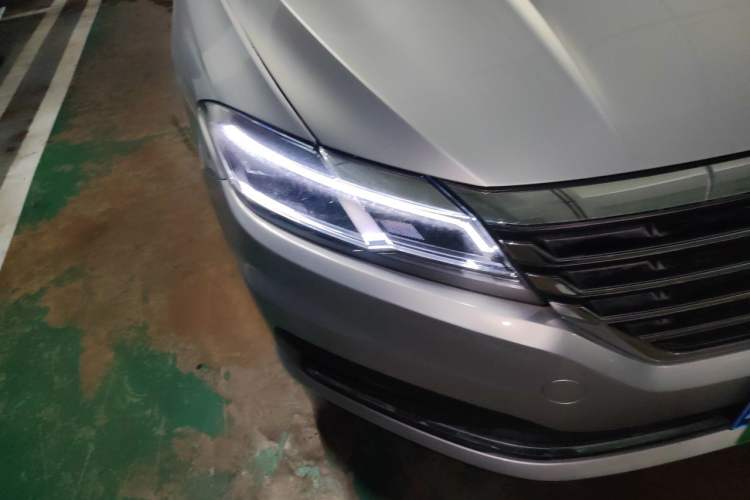 Used Volkswagen Lavida 2019 1.5L Automatic Comfort Edition China VI Standard Right Front Headlight