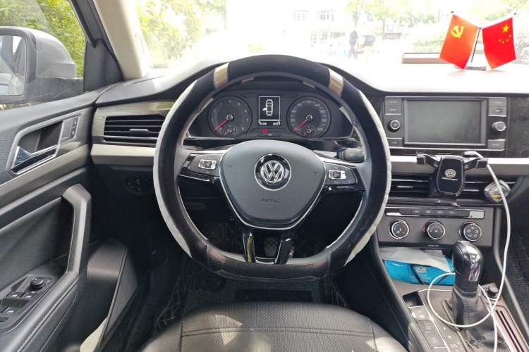 Used Volkswagen Lavida 2019 280TSI DSG Comfort Edition China VI standard Steering Wheel