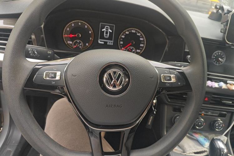 Used Volkswagen Lavida 2019 1.5L Automatic Comfort Edition China VI Standard Steering Wheel