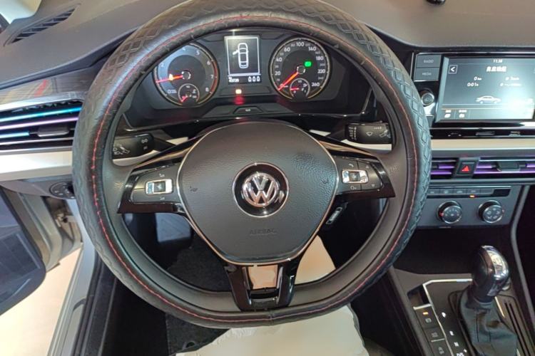 Used Volkswagen Lavida 2019 1.5L Automatic Comfort Edition China VI Standard Steering Wheel