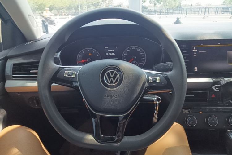 Used Volkswagen Lavida 2019 1.5L Automatic Comfort Edition China VI Standard Steering Wheel