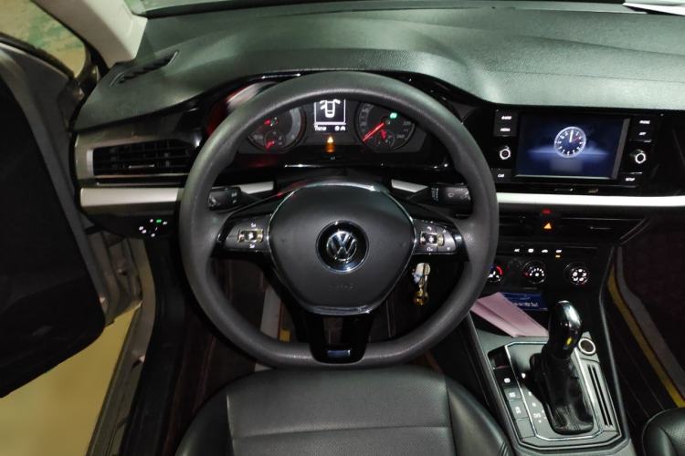 Used Volkswagen Lavida 2019 1.5L Automatic Comfort Edition China VI Standard Steering Wheel