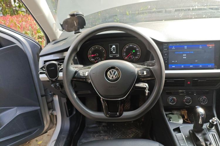 Used Volkswagen Lavida 2019 1.5L Automatic Comfort Edition China VI Standard Steering Wheel
