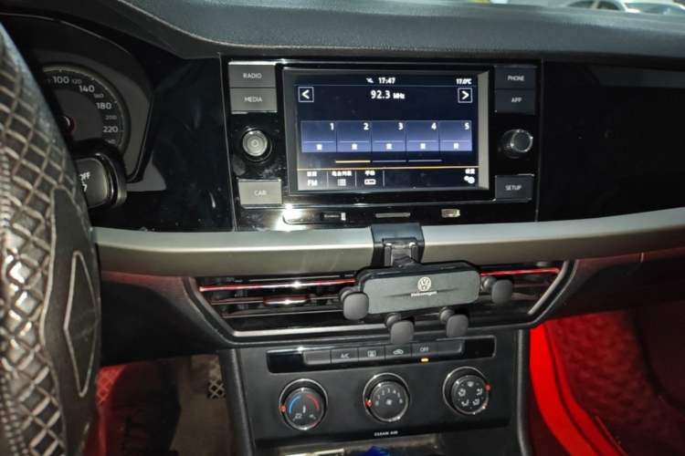 Used Volkswagen Lavida 2019 280TSI DSG Comfort Edition China VI standard Audio And AC Panel