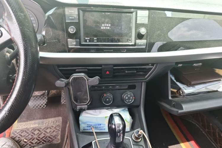Used Volkswagen Lavida 2019 280TSI DSG Comfort Edition China VI standard Audio And AC Panel