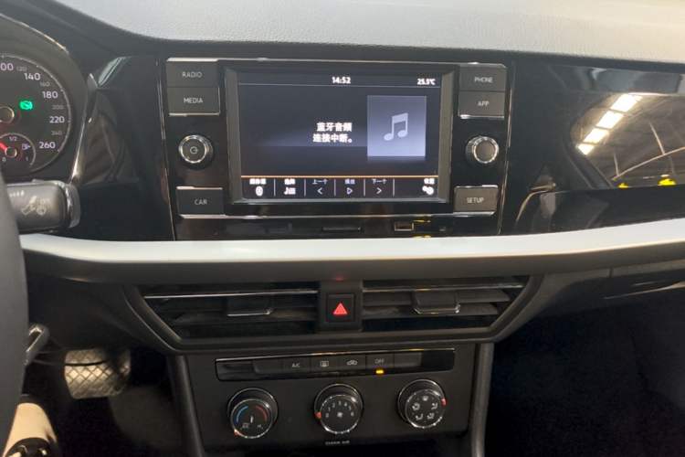 Used Volkswagen Lavida 2019 280TSI DSG Comfort Edition China VI standard Audio And AC Panel