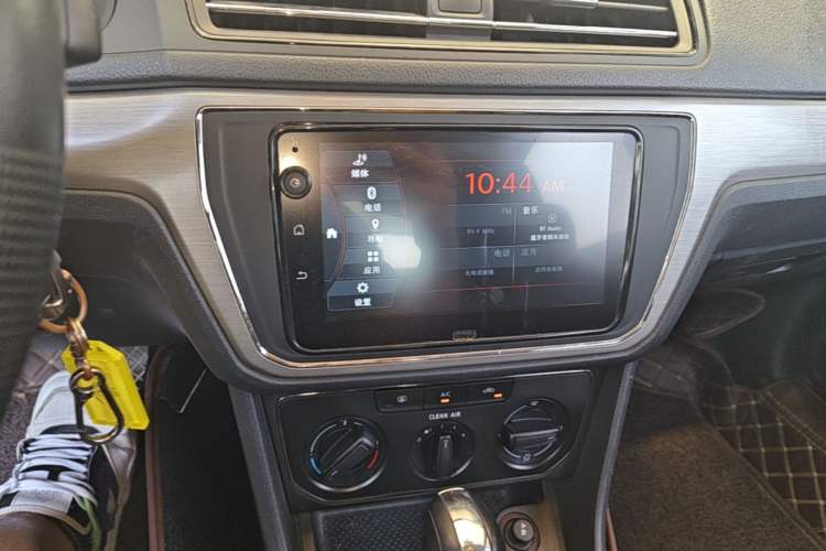 Used Volkswagen Lavida 2019 Lavida Start 1.5L Automatic Comfort Edition China VI Standard Audio And AC Panel