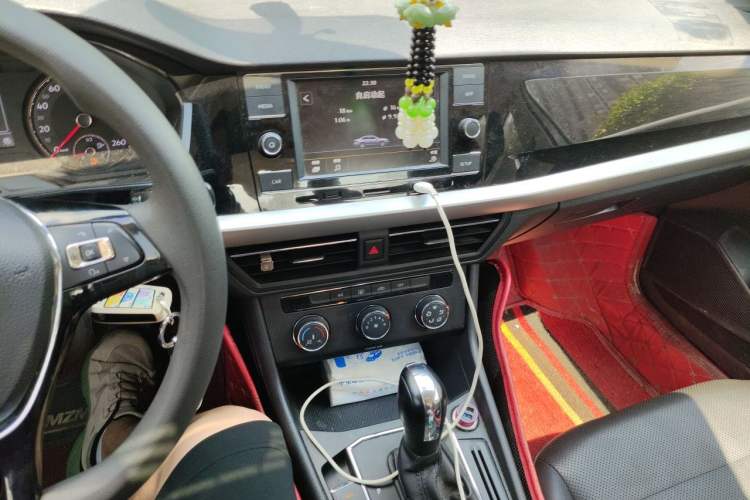 Used Volkswagen Lavida 2019 1.5L Automatic Comfort Edition China VI Standard Audio And AC Panel
