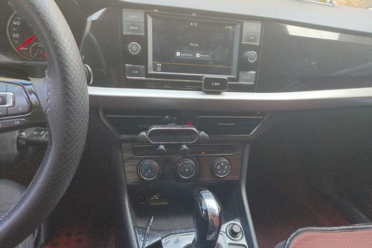 Used Volkswagen Lavida 2019 280TSI DSG Comfort Edition China VI standard Audio And AC Panel