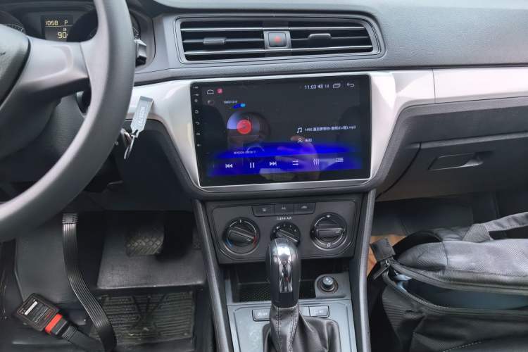 Used Volkswagen Lavida 2019 Lavida Start 1.5L Automatic Trendy Version China VI Standard Audio And AC Panel
