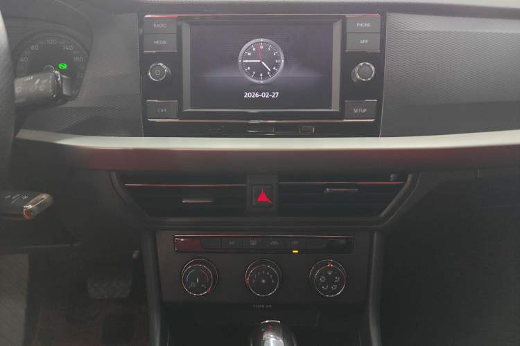 Used Volkswagen Lavida 2019 Lavida Start 1.5L Automatic Trendy Version China VI Standard Audio And AC Panel