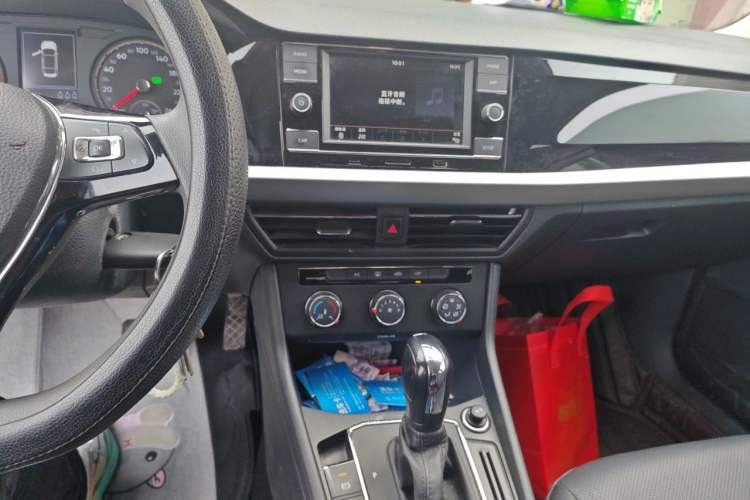 Used Volkswagen Lavida 2019 1.5L Automatic Comfort Edition China VI Standard Audio And AC Panel