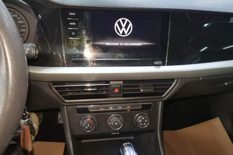 Used Volkswagen Lavida 2019 280TSI DSG Comfort Edition China VI standard Audio And AC Panel
