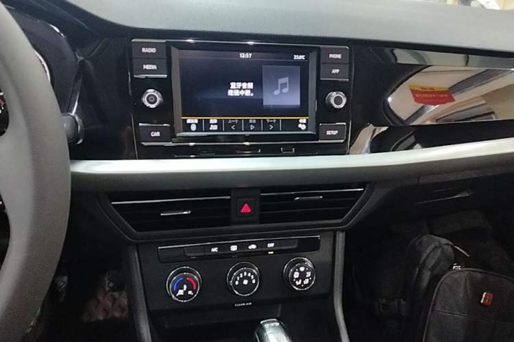 Used Volkswagen Lavida 2019 280TSI DSG Comfort Edition China VI standard Audio And AC Panel