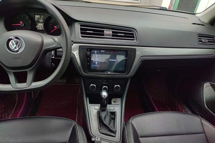 Used Volkswagen Lavida 2019 Lavida Start 1.5L Automatic Trendy Version China VI Standard Audio And AC Panel