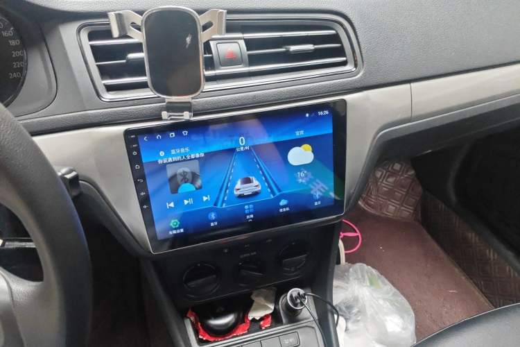 Used Volkswagen Lavida 2019 Lavida Start 1.5L Manual Fashion Edition China VI Standard Audio And AC Panel