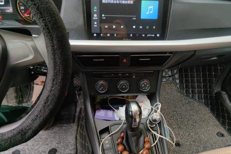 Used Volkswagen Lavida 2019 1.5L Automatic Fashion Edition China VI Audio And AC Panel