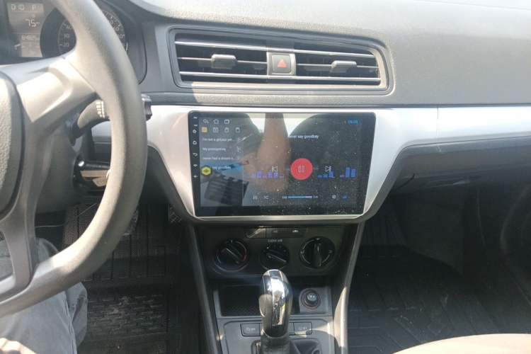 Used Volkswagen Lavida 2019 Lavida Start 1.5L Automatic Trendy Version China VI Standard Audio And AC Panel