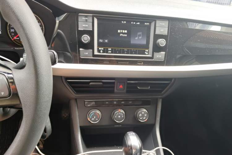 Used Volkswagen Lavida 2019 280TSI DSG Comfort Edition China VI standard Audio And AC Panel