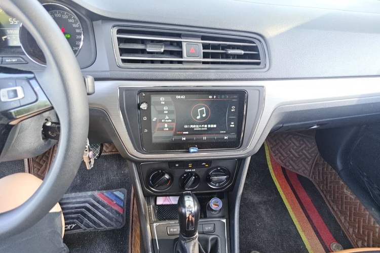 Used Volkswagen Lavida 2019 Lavida Start 1.5L Automatic Comfort Edition China VI Standard Audio And AC Panel