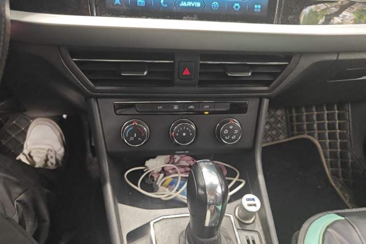 Used Volkswagen Lavida 2019 280TSI DSG Comfort Edition China VI standard Audio And AC Panel